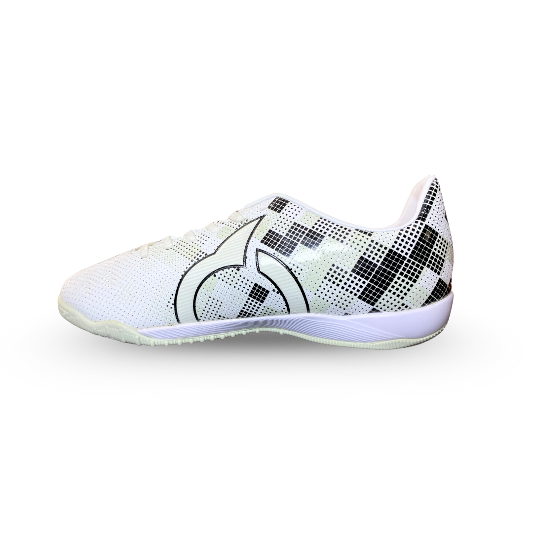 Ortuseight Quadra White/Black