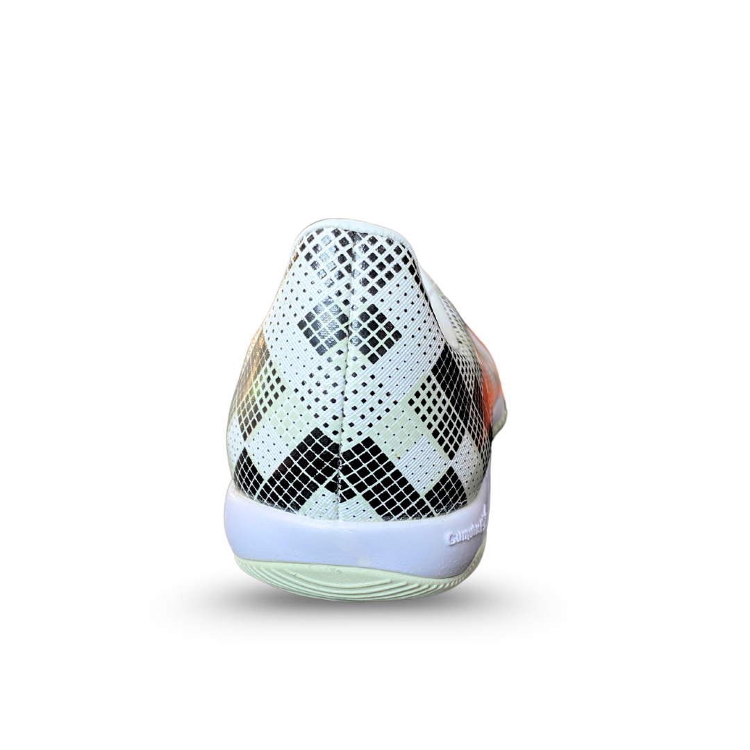 Ortuseight Quadra White/Black